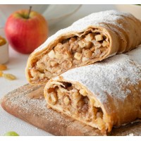 Штрудель Амарантовий з яблуком, горіхами та родзинками