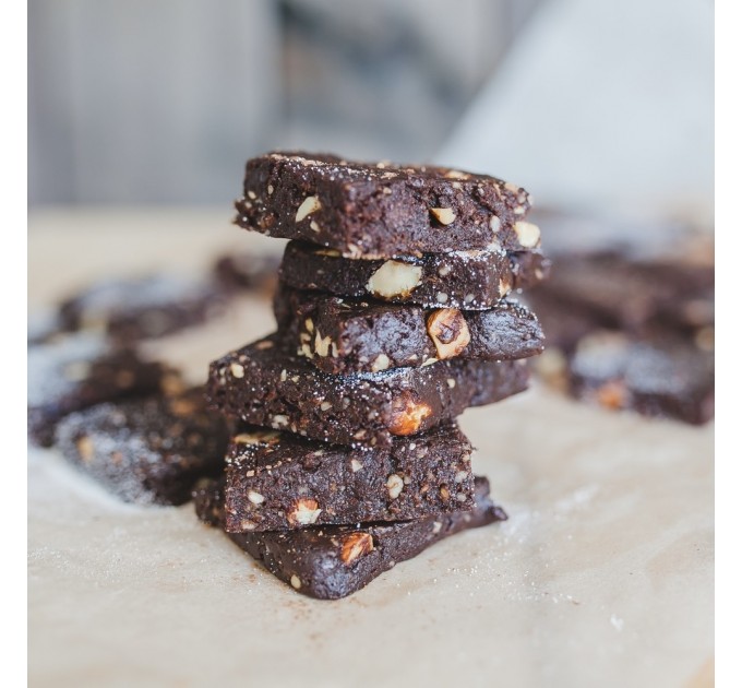 Безглютенове та безлактозне печиво Брауні — шоколадні ласощі з натуральним складом та мигдальним борошном