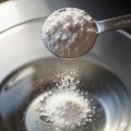 Ксантанова камедь — натуральний загущувач для випічки, соусів, десертів і смузі без глютену та крохмалю